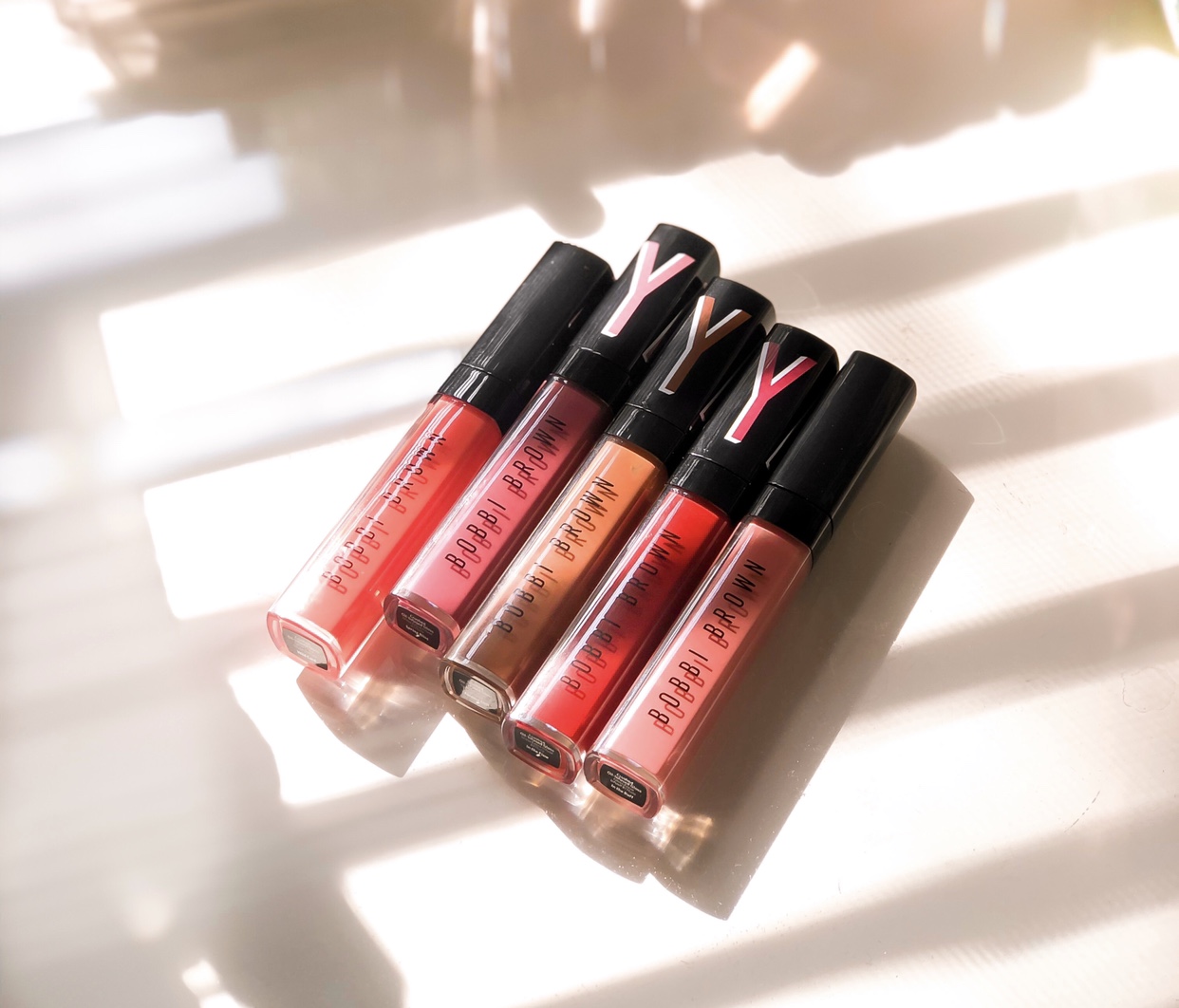 Bobbi Brown's Crushed Oil-Infused Gloss Collection - Carrie Jaboor